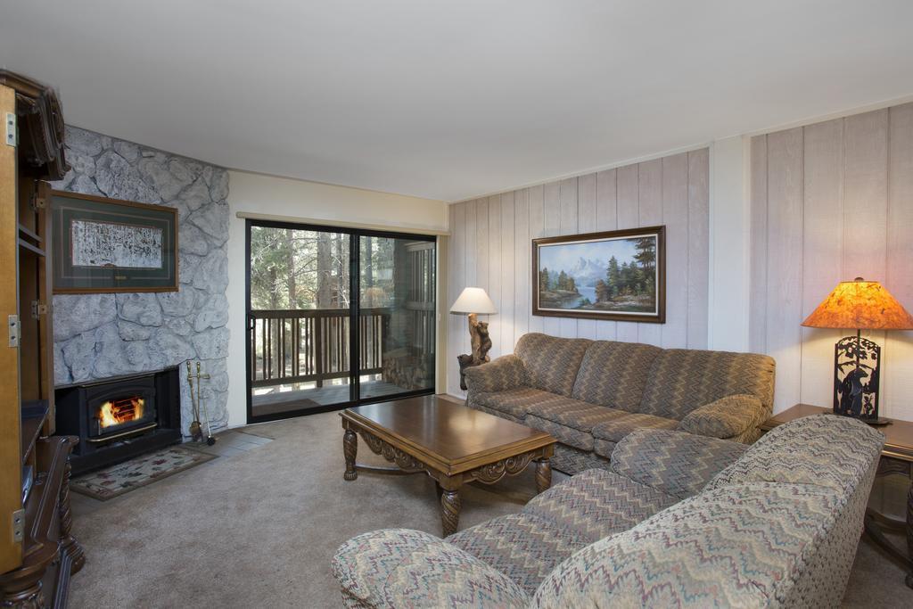 Summit By 101 Great Escapes Apartman Mammoth Lakes Szoba fotó