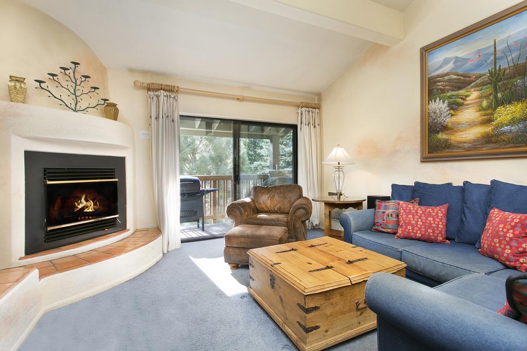 Summit By 101 Great Escapes Apartman Mammoth Lakes Szoba fotó